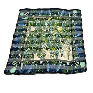 The Metropolitan Museum Of Art 100% Silk Oyster Bay Scarf
